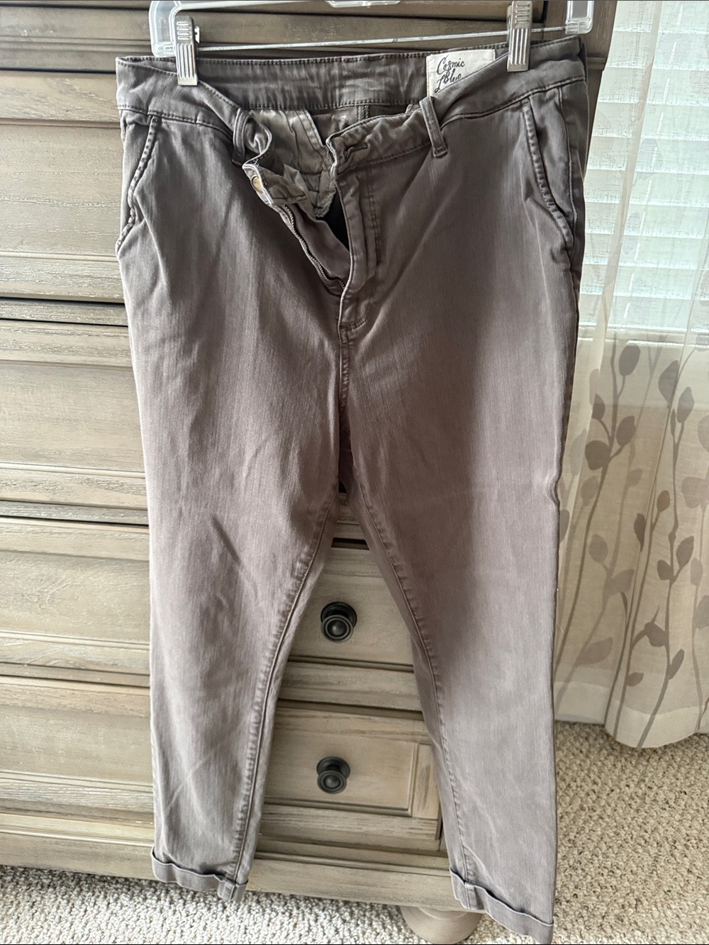 Slim Skinny Women's Jeans in Muted Taupe